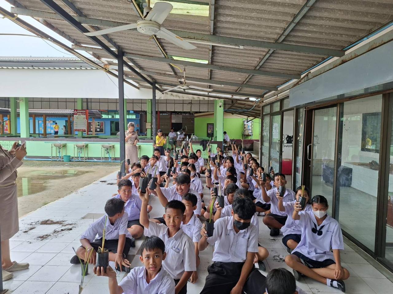 ภาพประกอบที่ 10