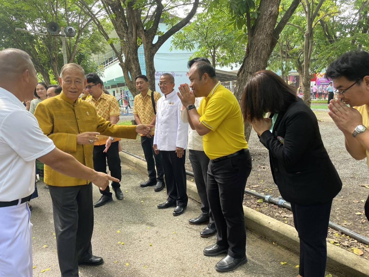 ภาพประกอบที่ 1