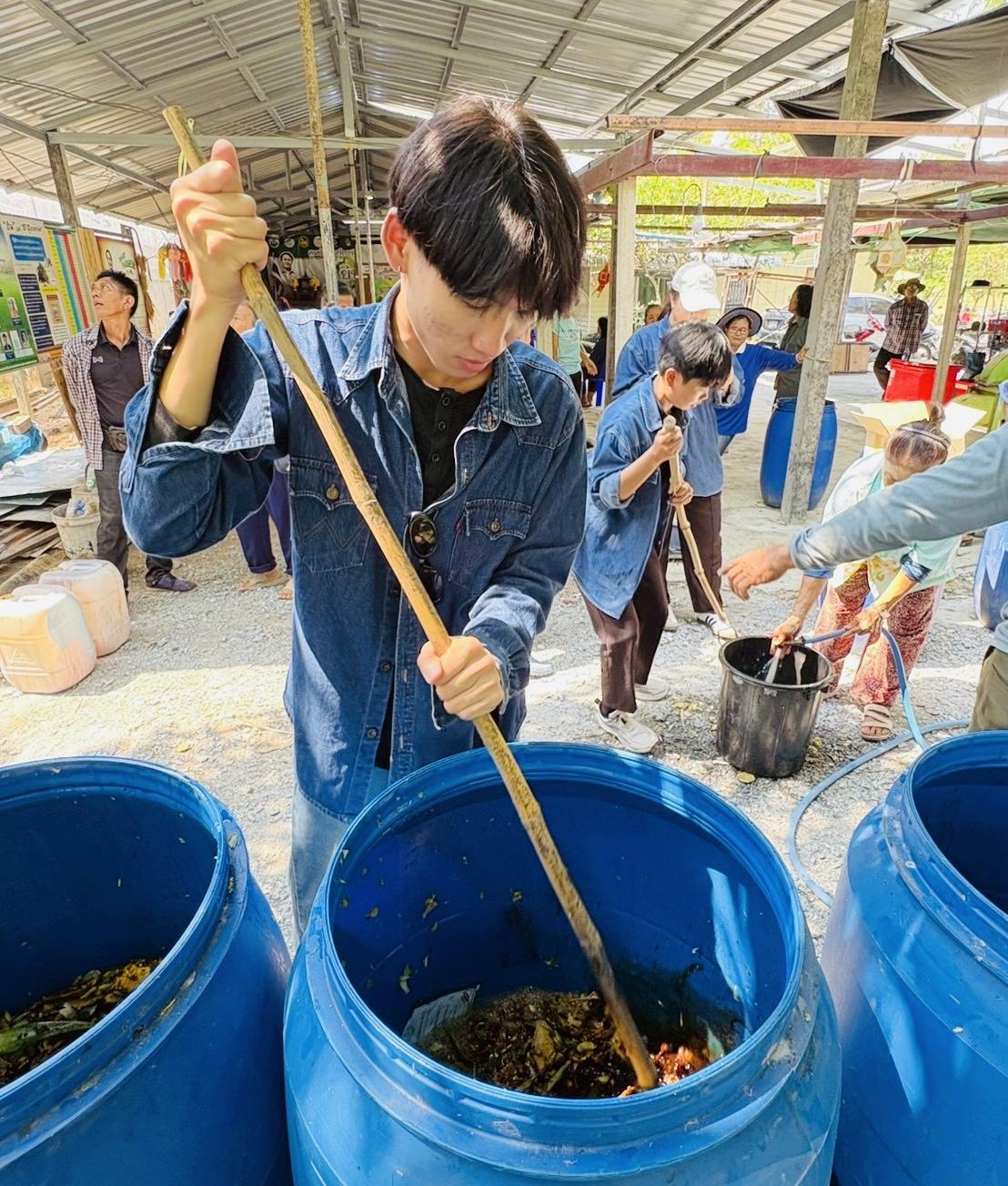 ภาพประกอบที่ 12