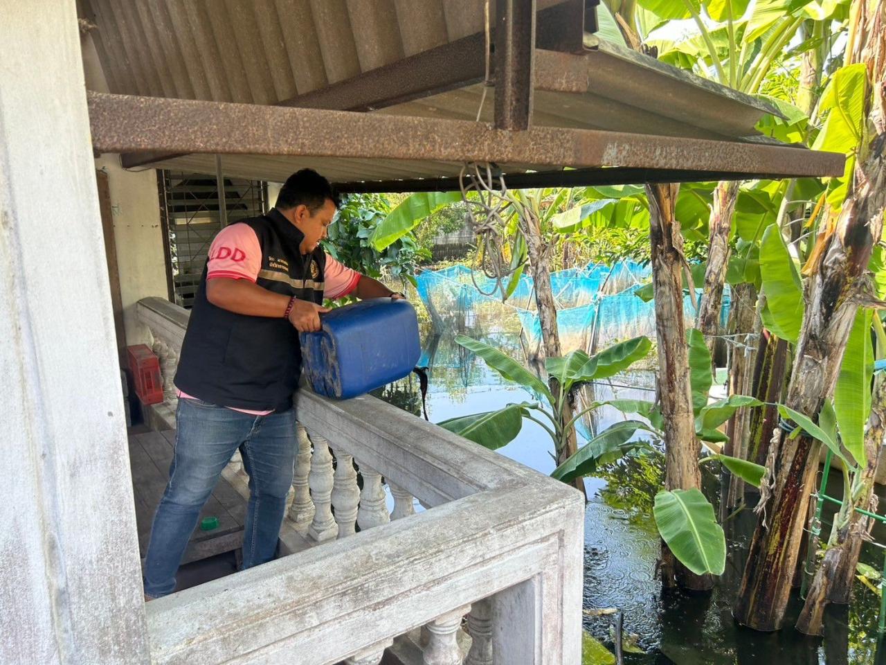 ภาพประกอบที่ 12