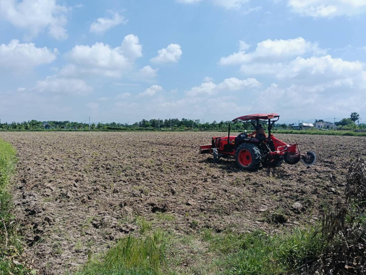 ภาพประกอบที่ 1