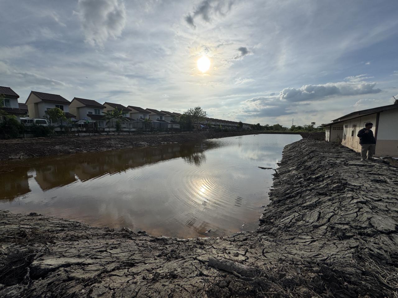 ภาพประกอบที่ 0