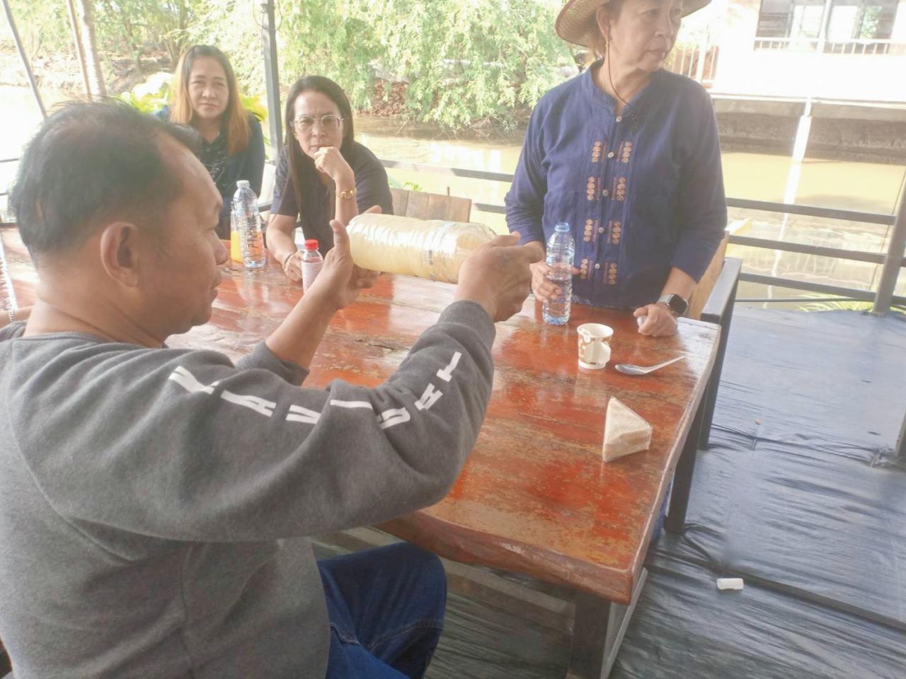 ภาพประกอบที่ 0