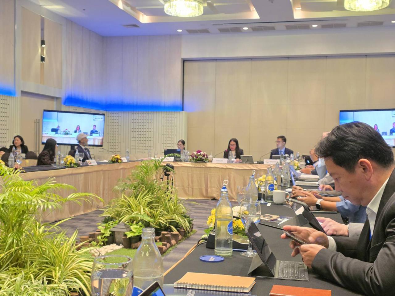 ภาพประกอบที่ 1