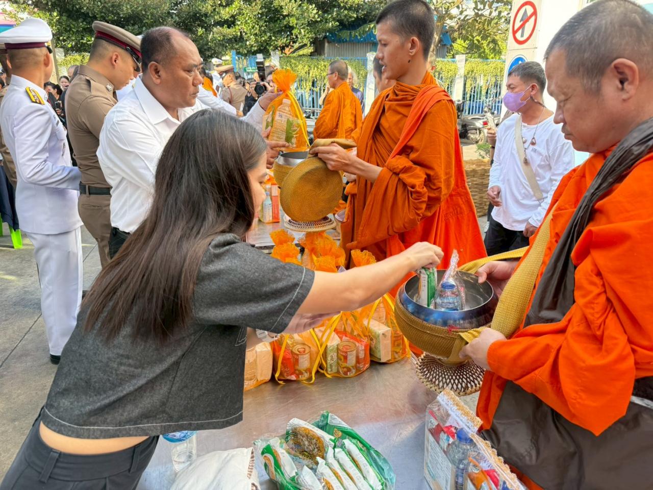 ภาพประกอบที่ 0