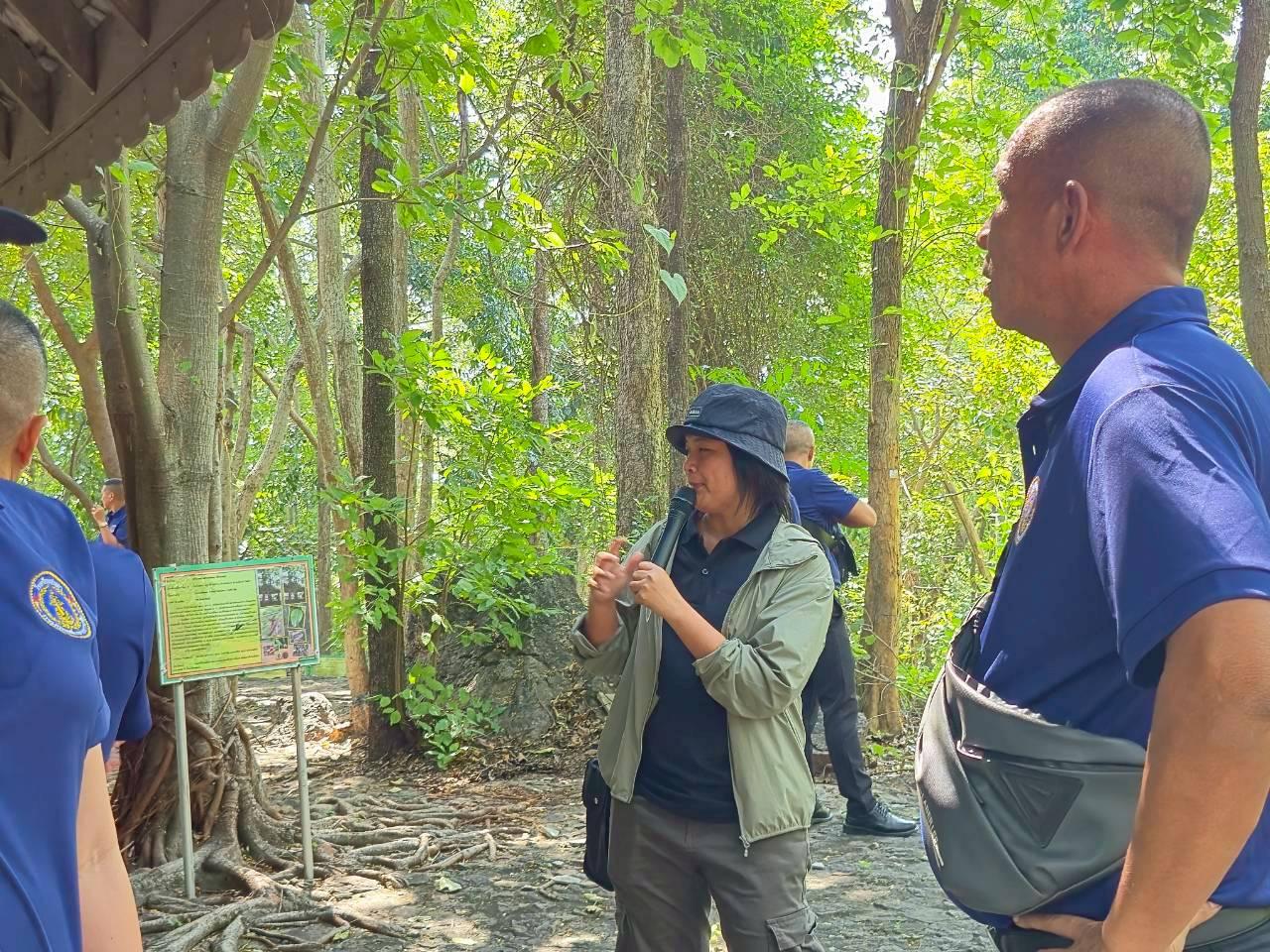 ภาพประกอบที่ 10