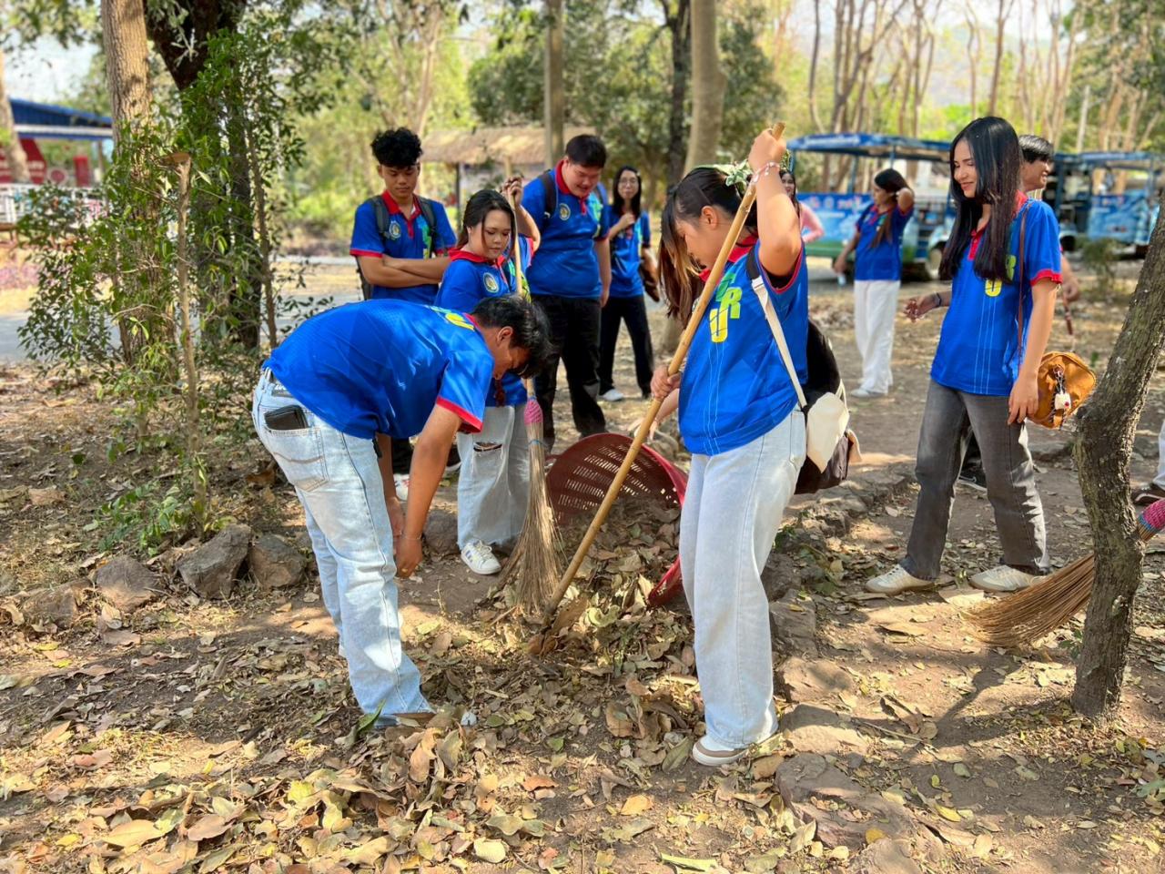ภาพประกอบที่ 13