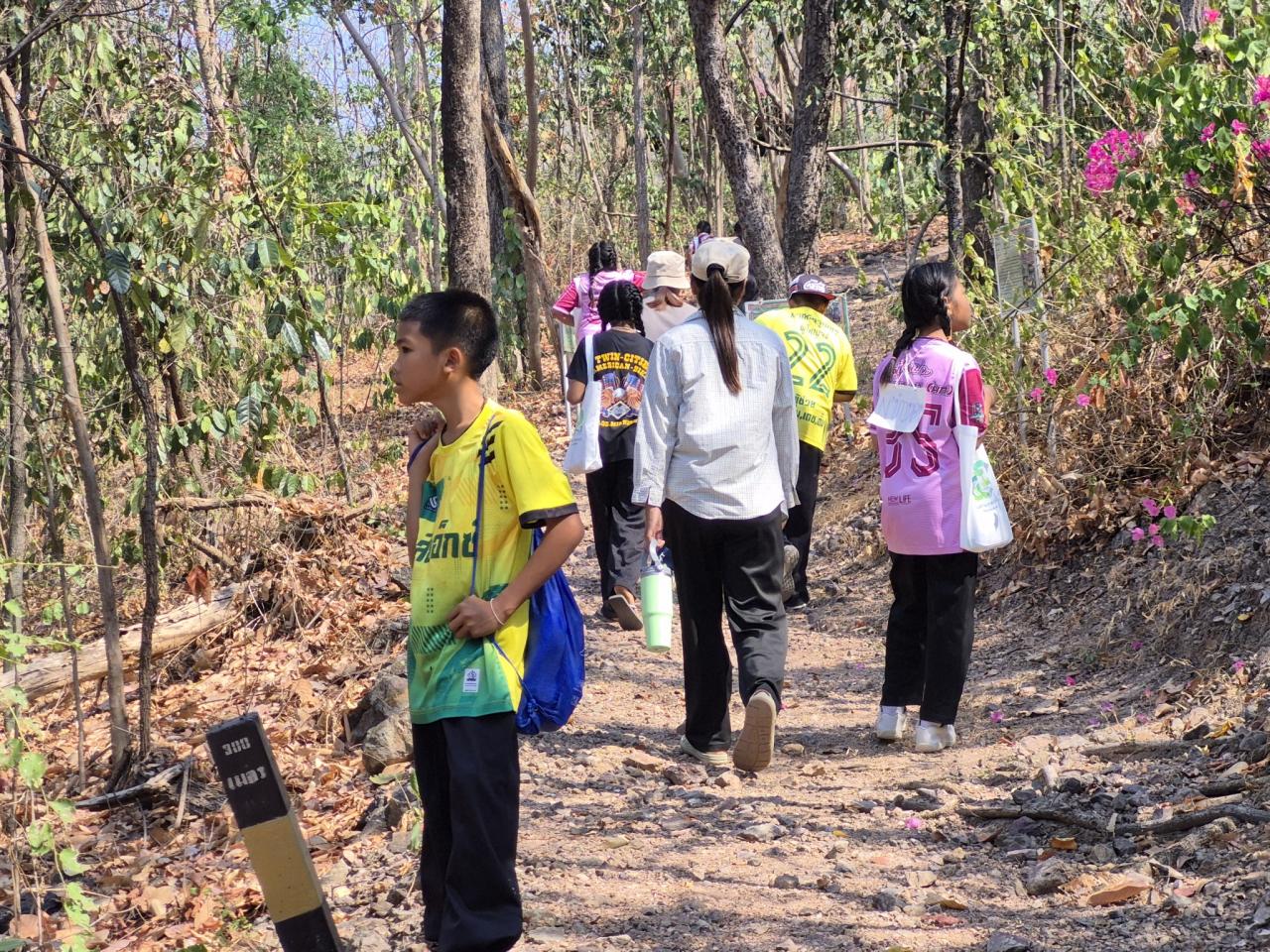 ภาพประกอบที่ 12