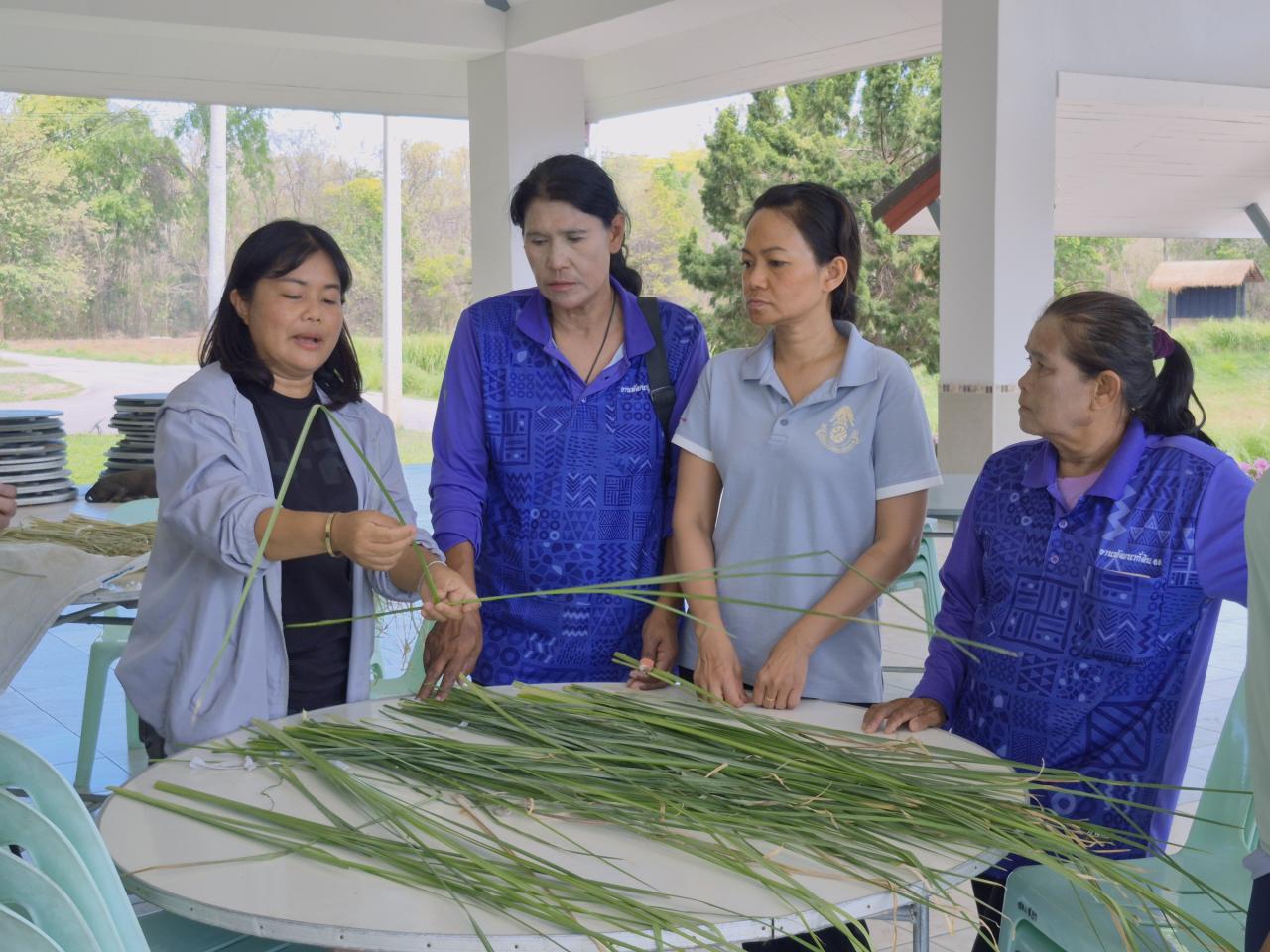 ภาพประกอบที่ 10