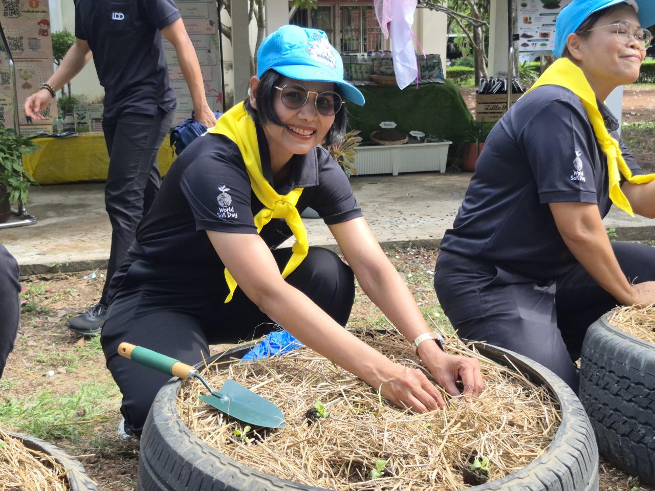 ภาพประกอบที่ 16