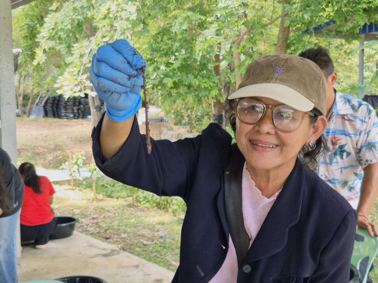ภาพประกอบที่ 28