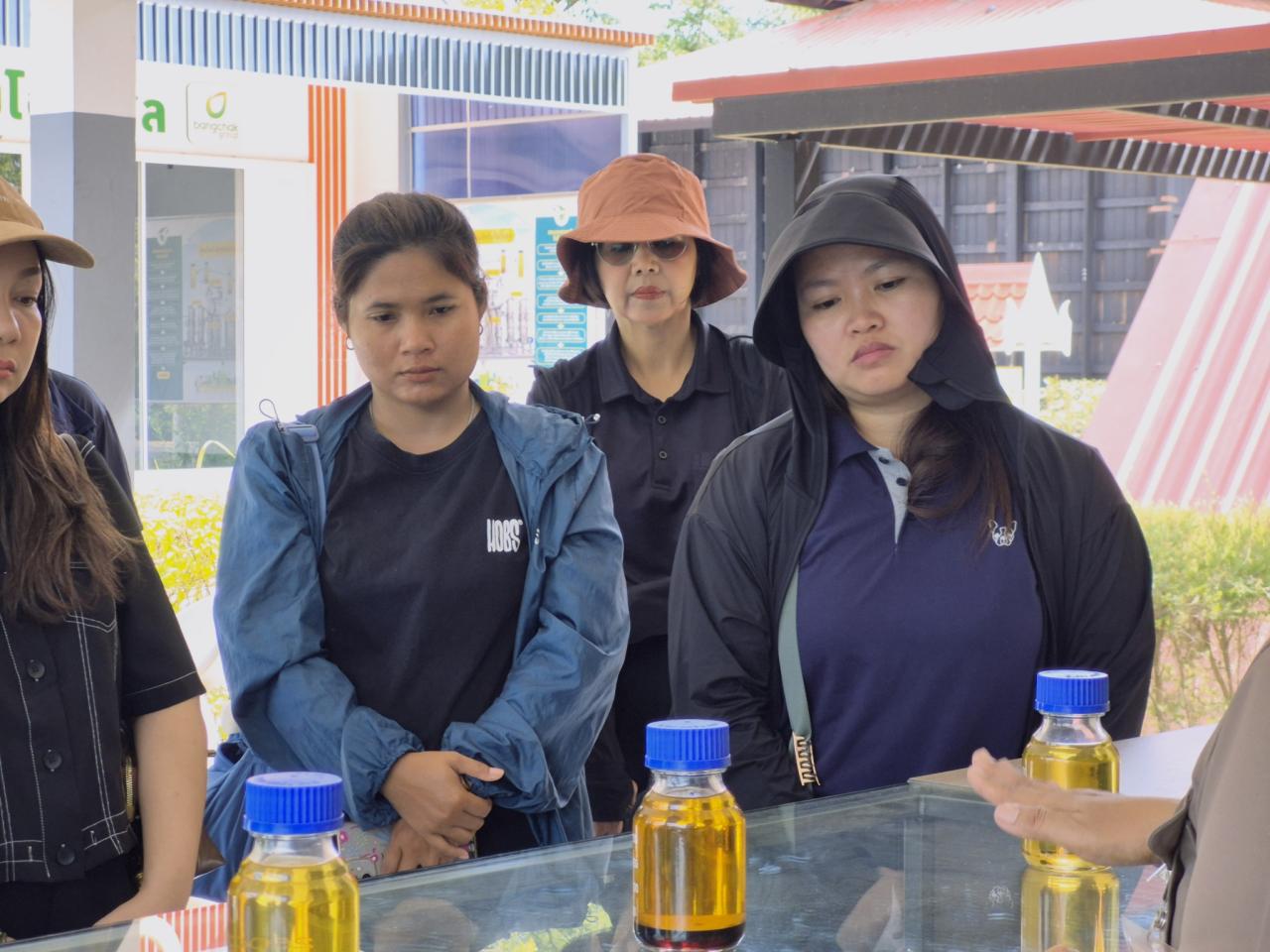 ภาพประกอบที่ 27