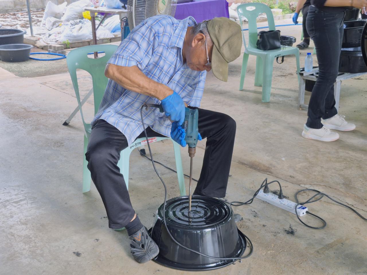 ภาพประกอบที่ 15