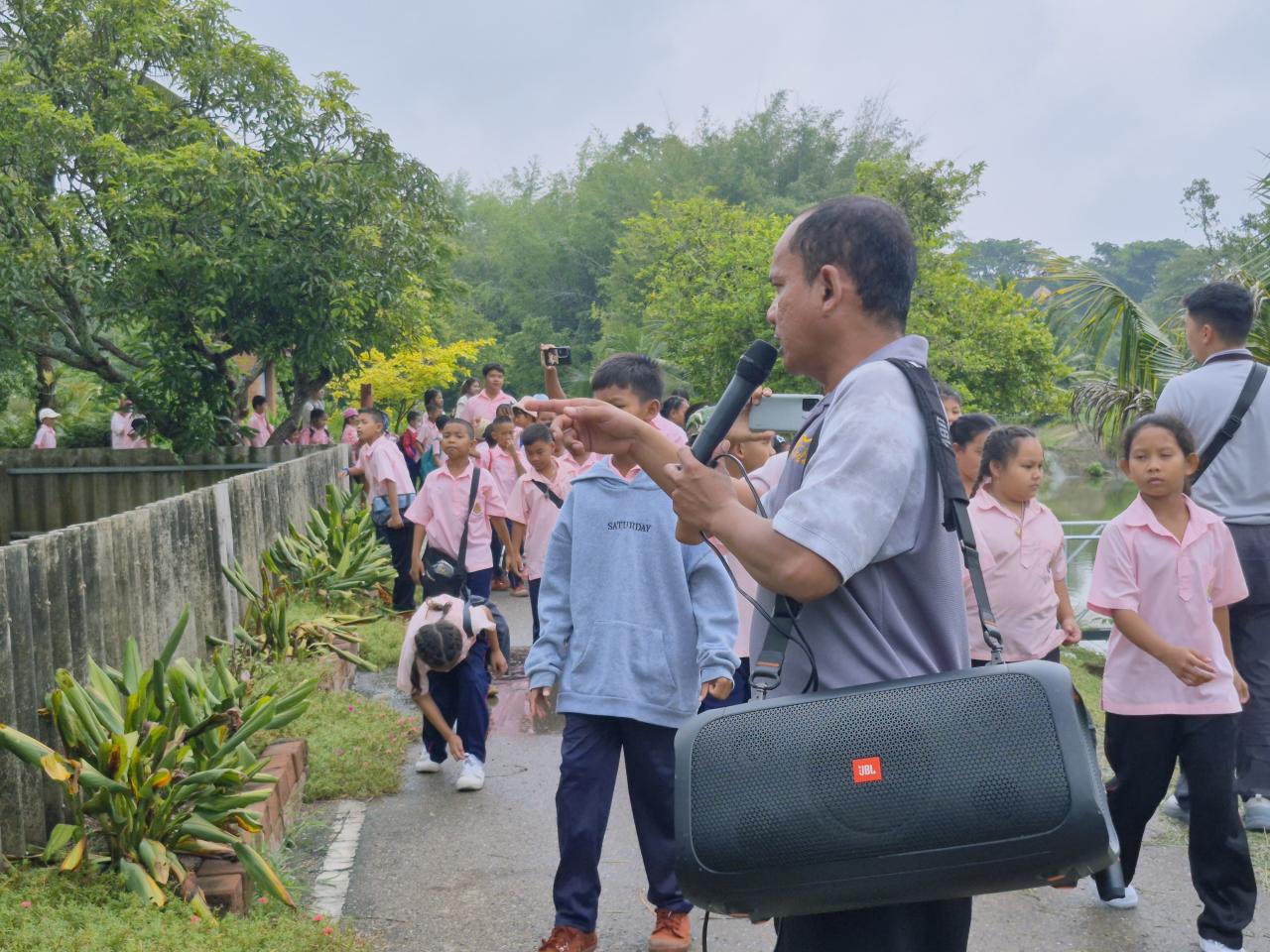 ภาพประกอบที่ 2