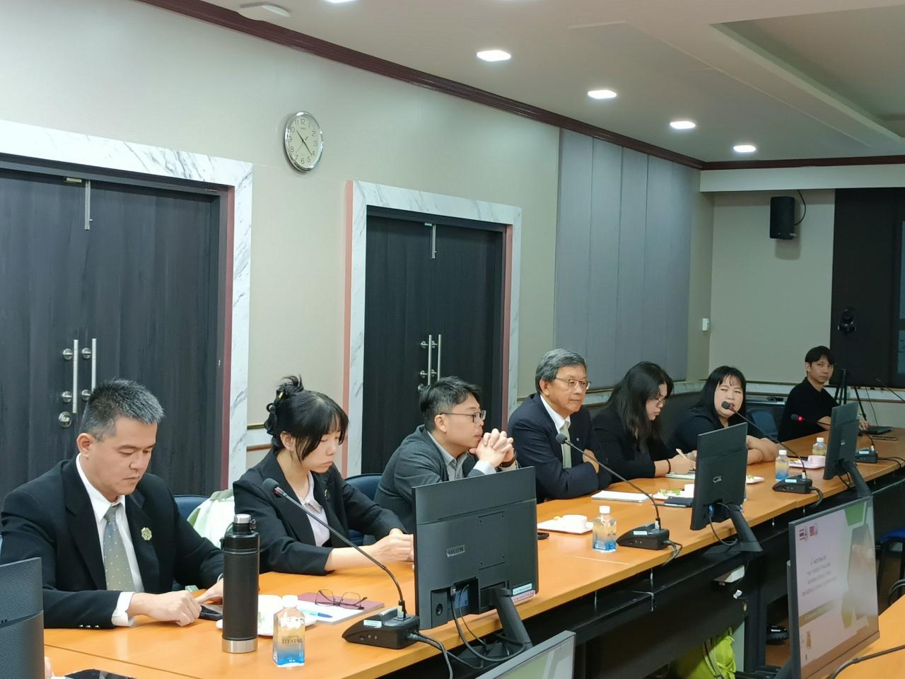 ภาพประกอบที่ 5