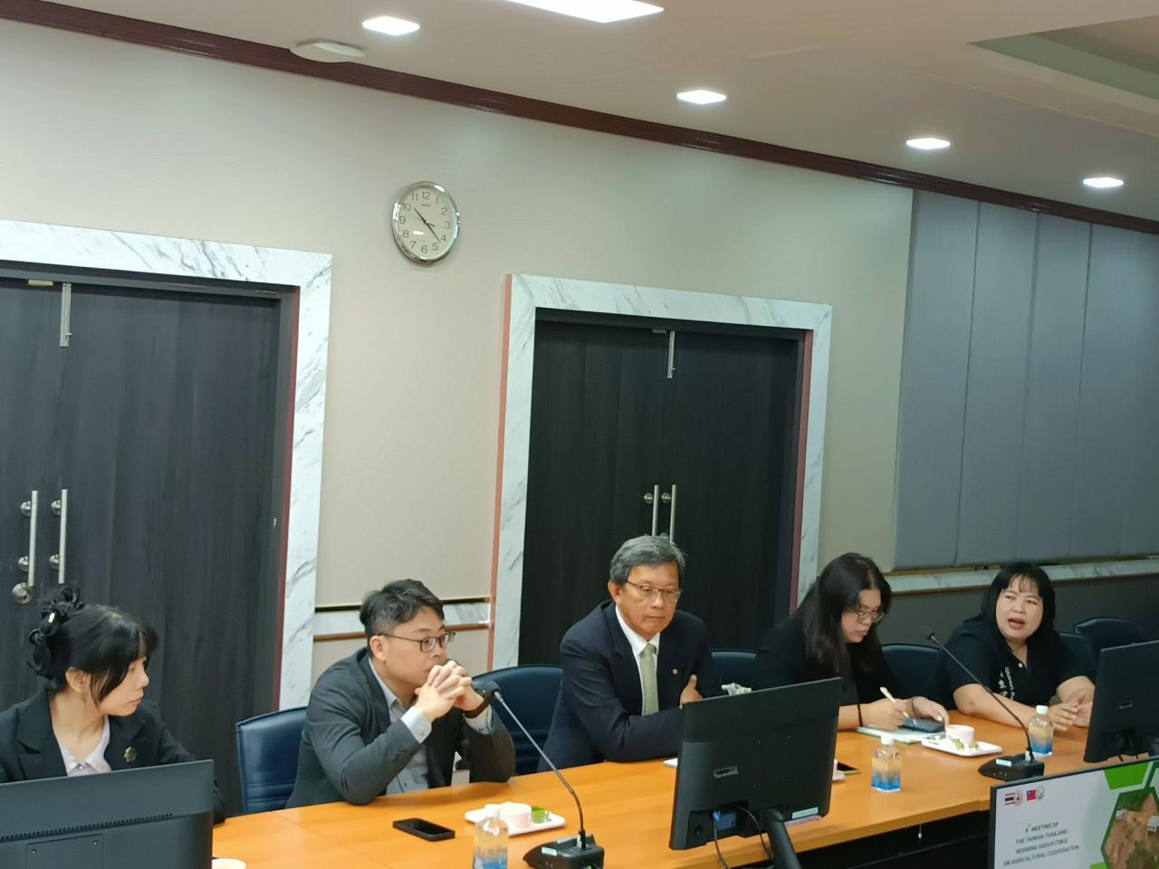 ภาพประกอบที่ 6