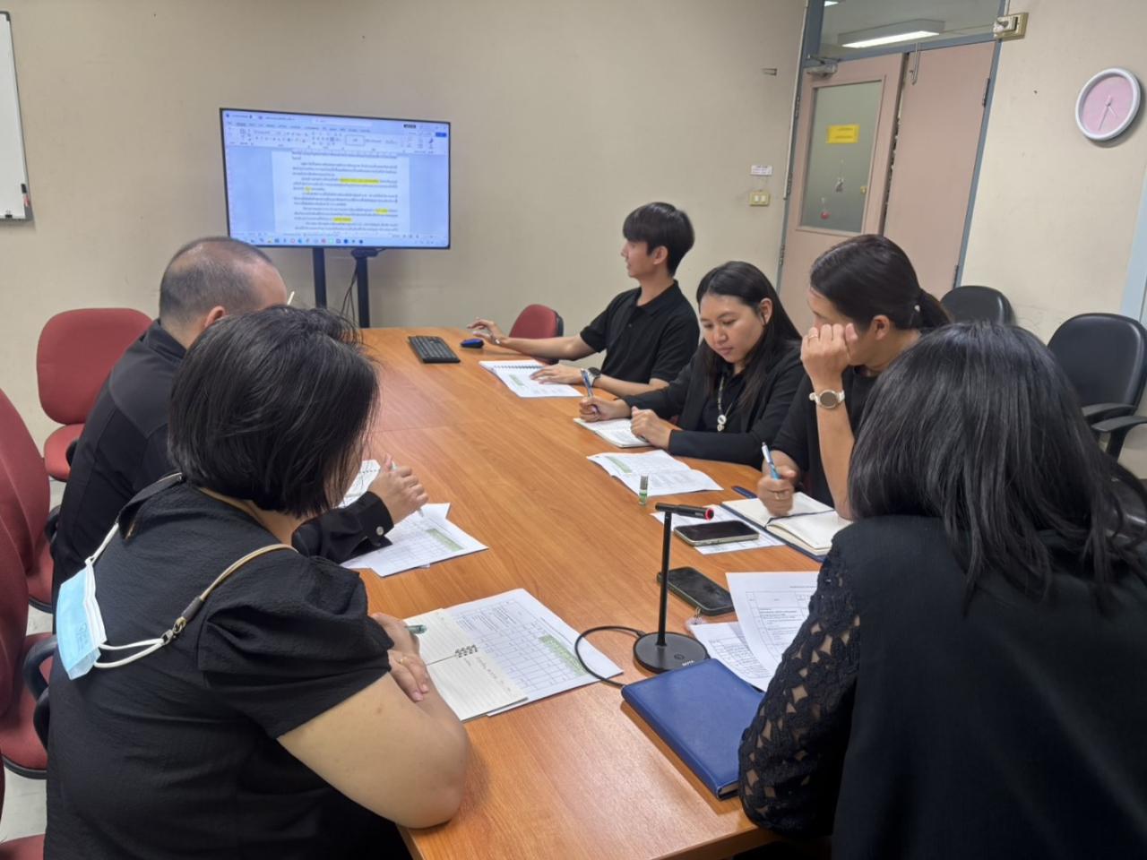 ภาพประกอบที่ 1