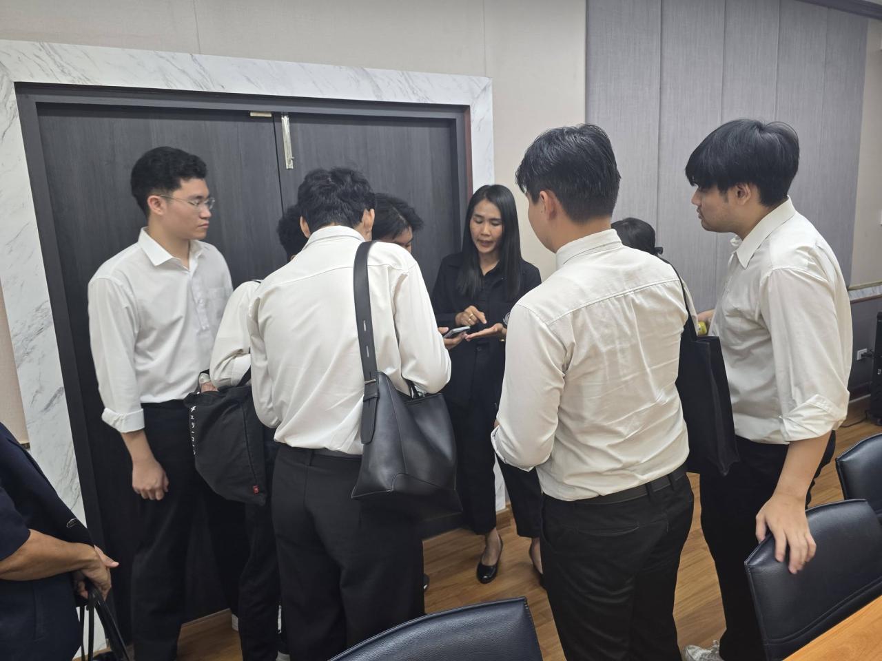 ภาพประกอบที่ 6