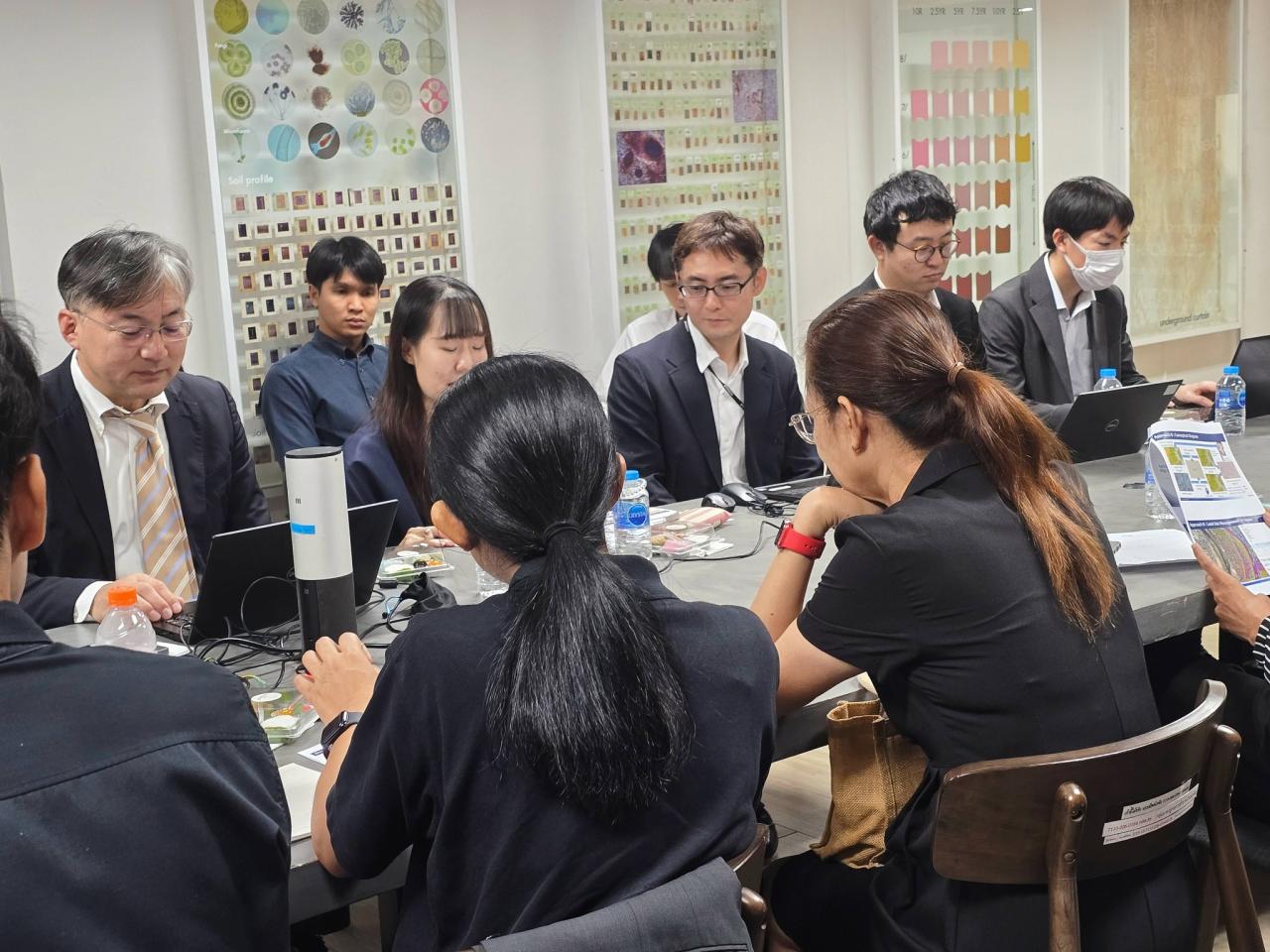 ภาพประกอบที่ 13