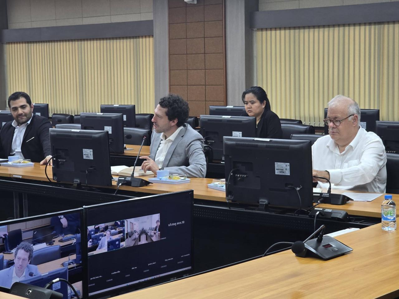 ภาพประกอบที่ 25