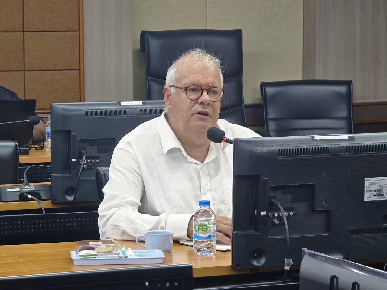 ภาพประกอบที่ 40