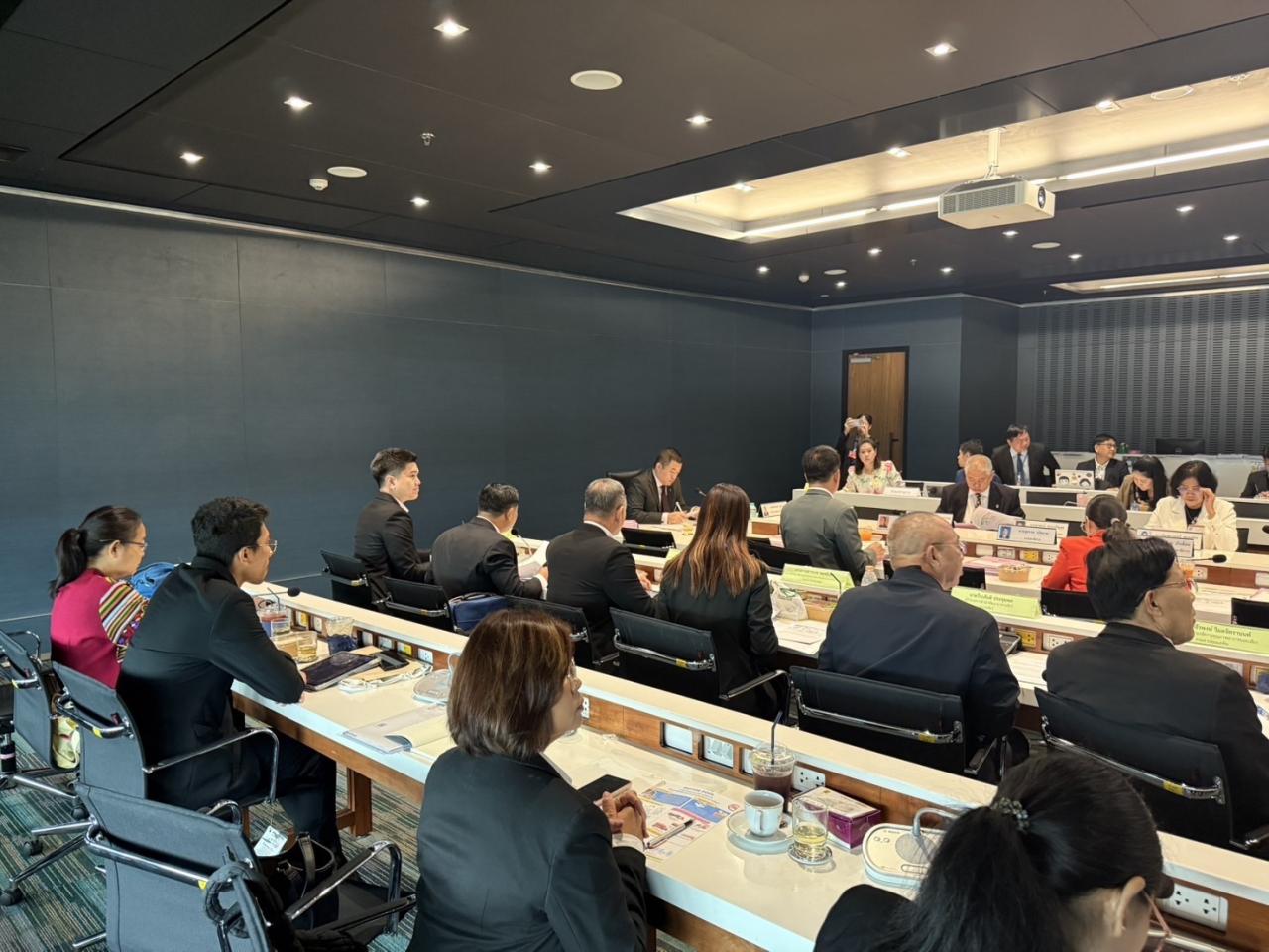 ภาพประกอบที่ 1