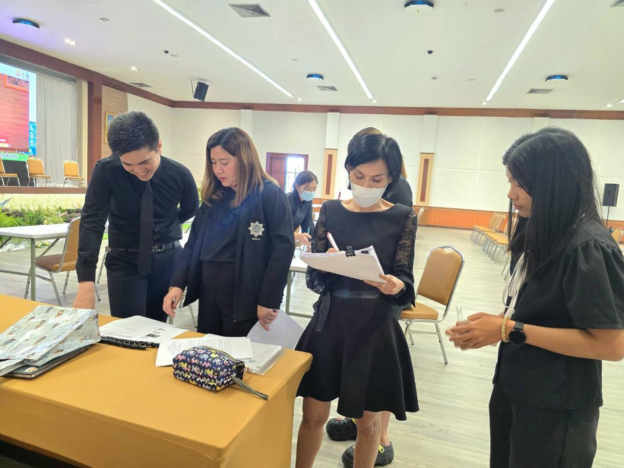 ภาพประกอบที่ 0