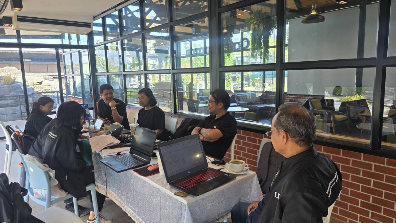 ภาพประกอบที่ 10