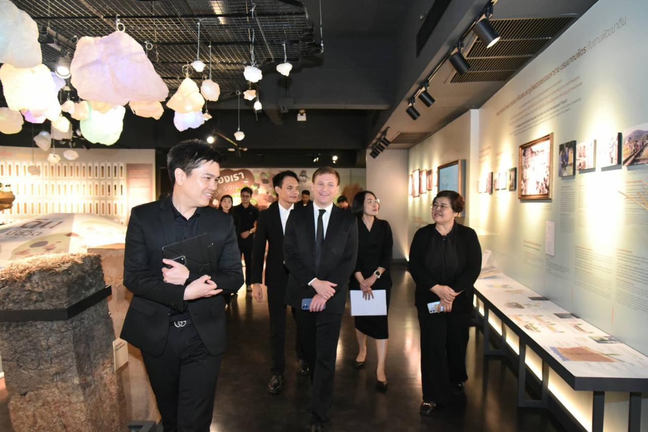 ภาพประกอบที่ 6