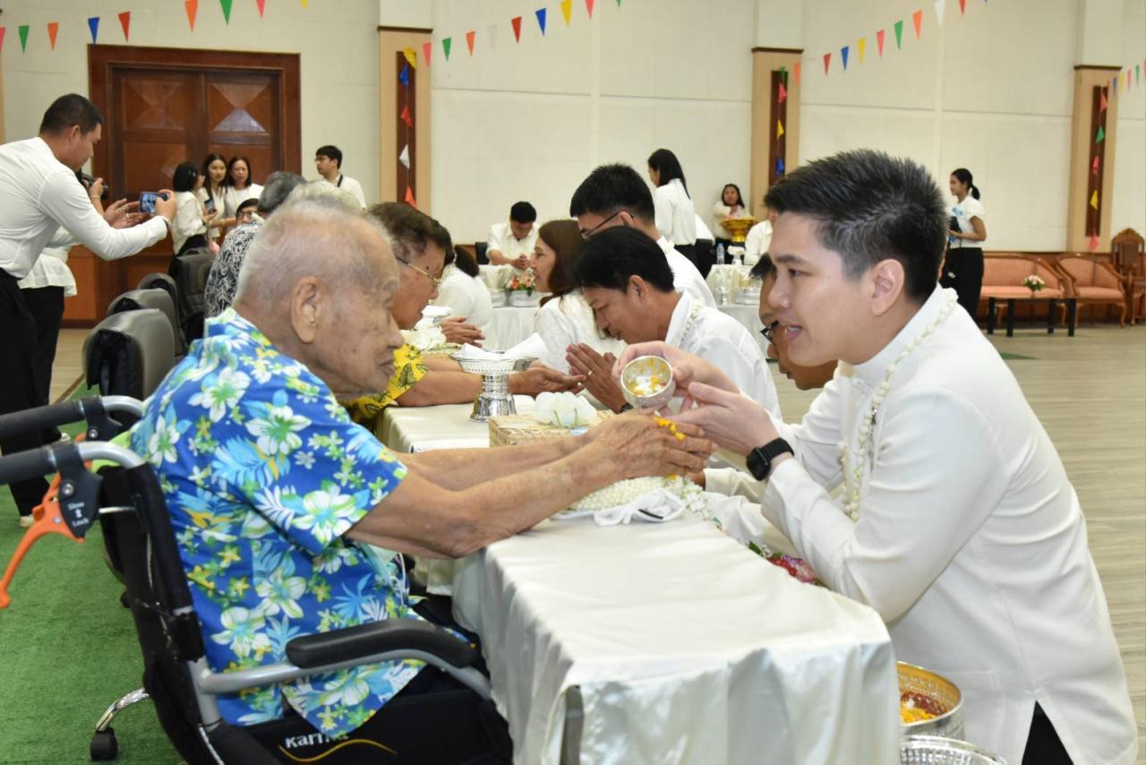 ภาพประกอบที่ 6