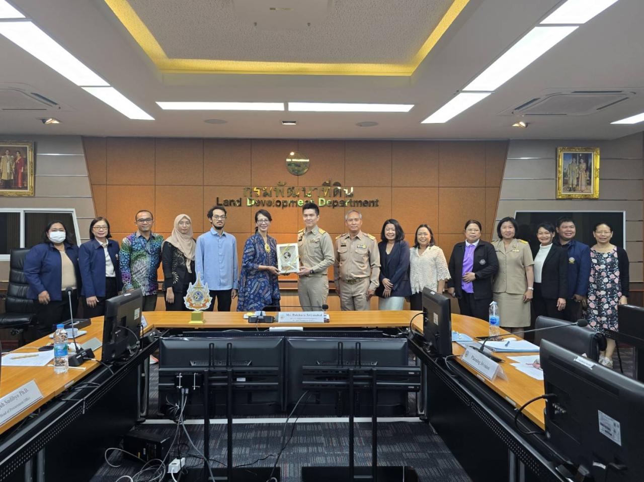 ภาพประกอบที่ 6