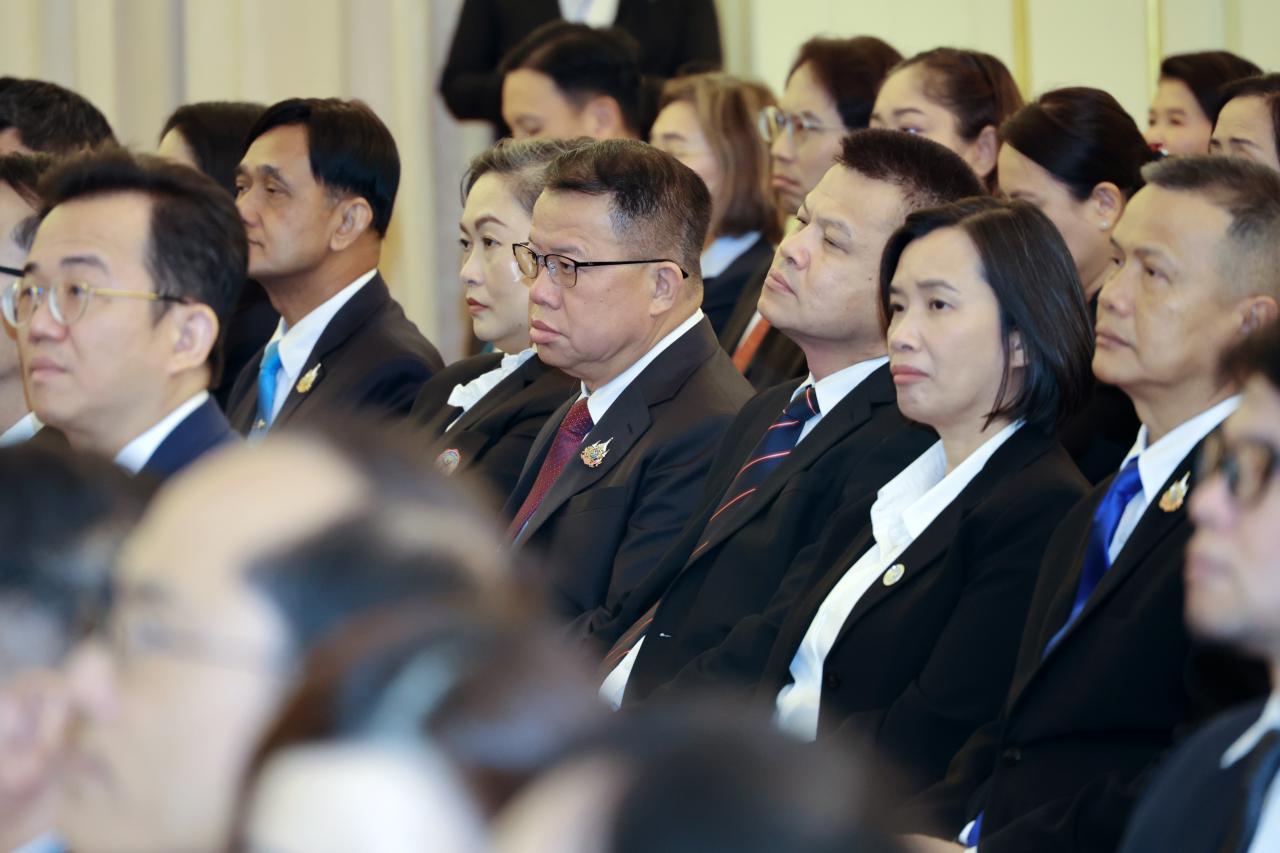 ภาพประกอบที่ 13