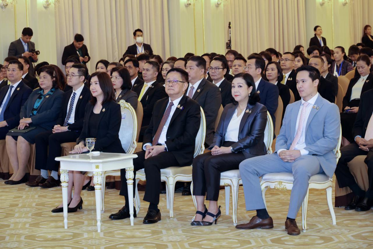 ภาพประกอบที่ 15