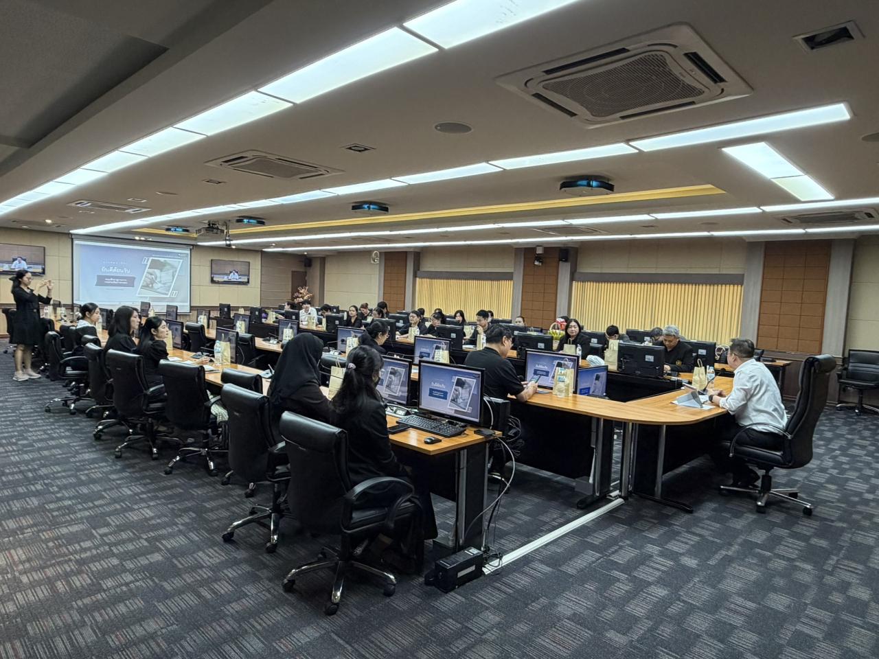 ภาพประกอบที่ 1