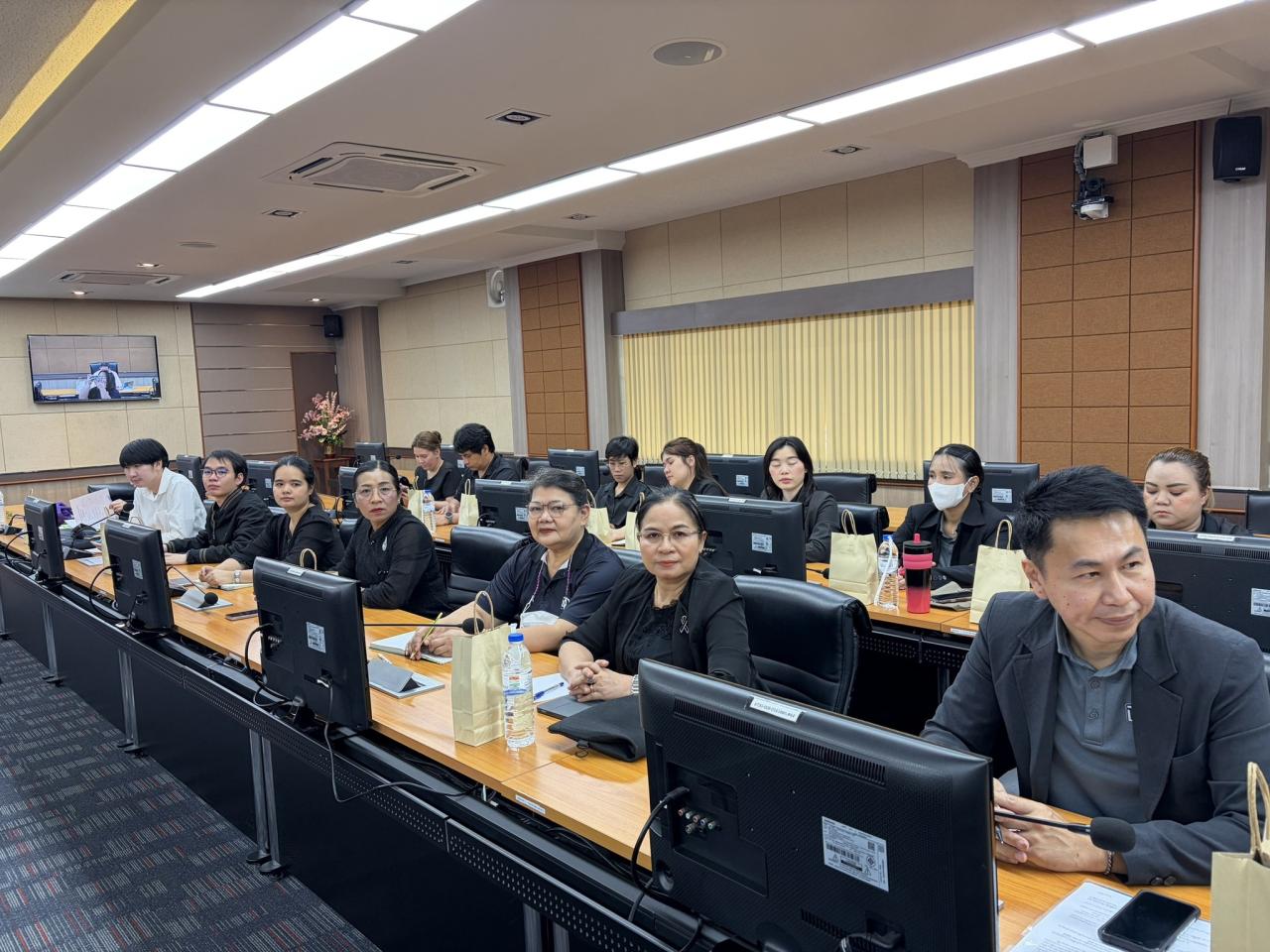 ภาพประกอบที่ 6