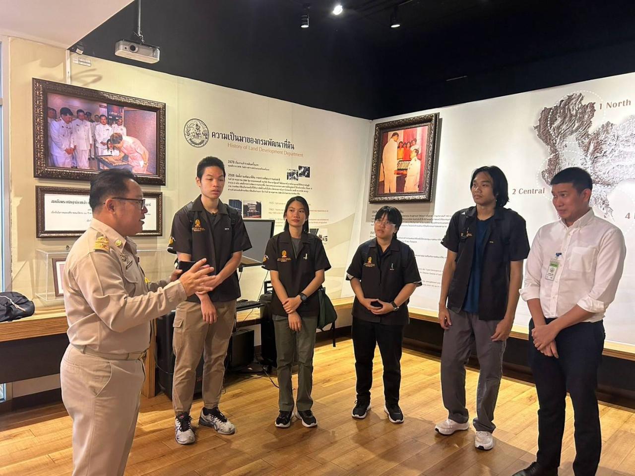 ภาพประกอบที่ 1