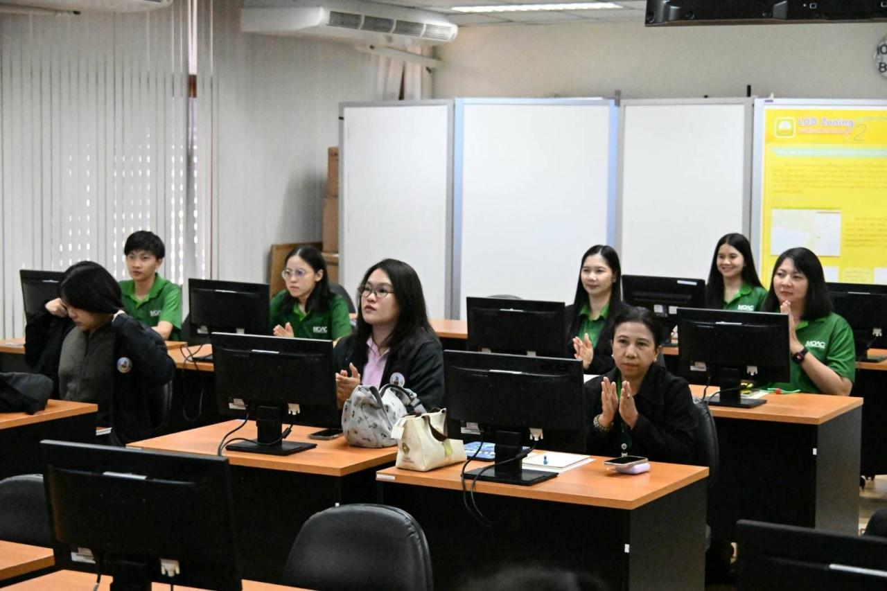 ภาพประกอบที่ 12