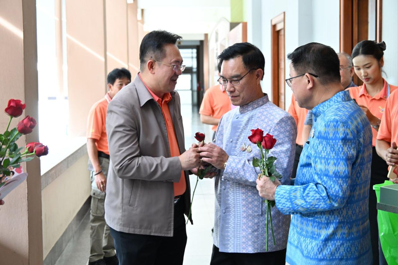 ภาพประกอบที่ 0