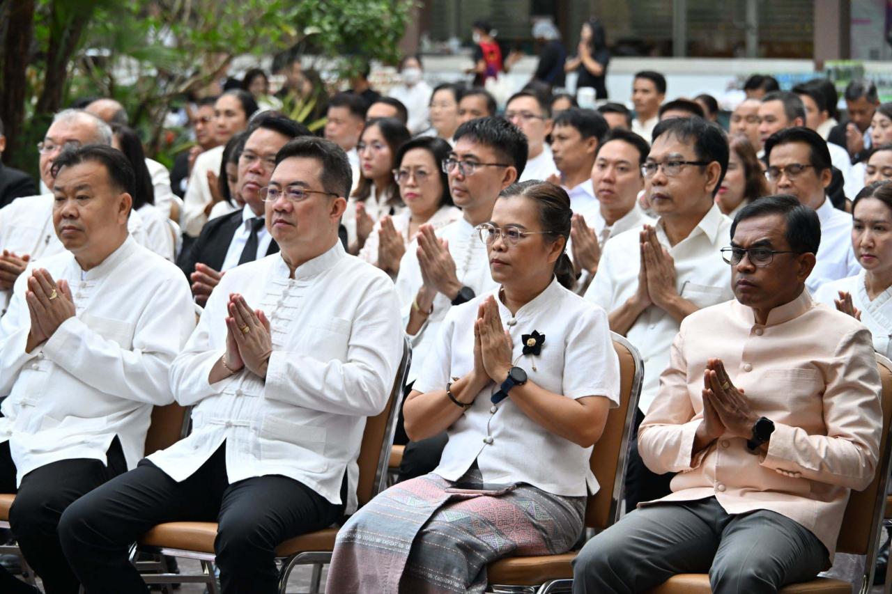 ภาพประกอบที่ 6