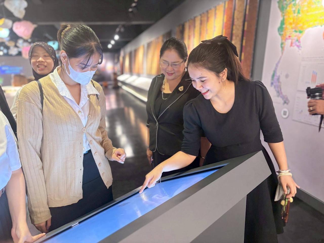 ภาพประกอบที่ 1