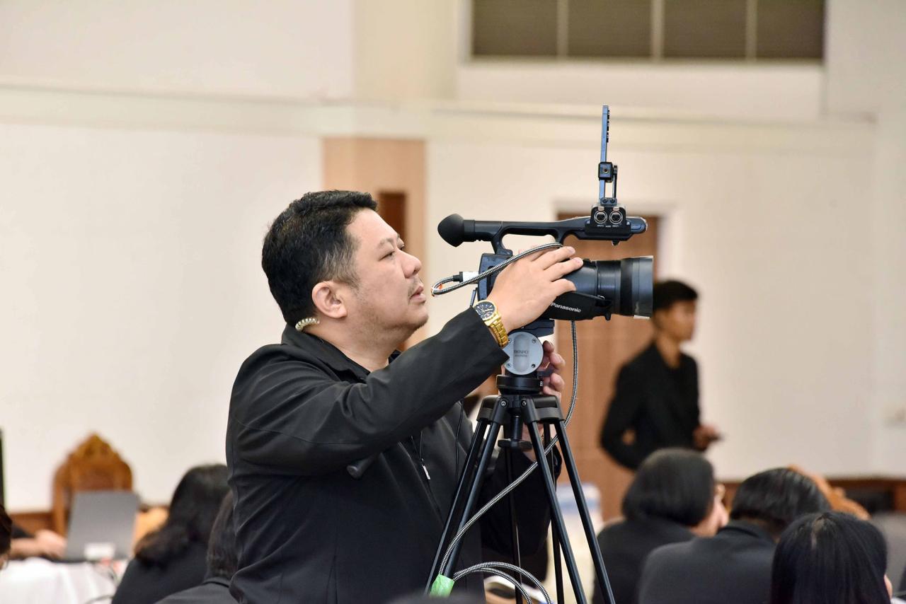 ภาพประกอบที่ 12