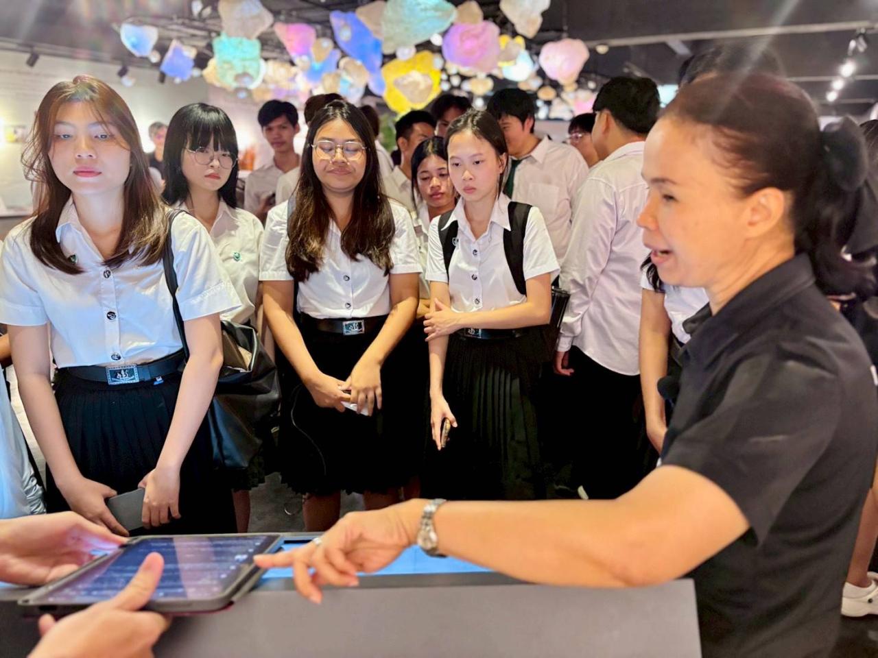 ภาพประกอบที่ 1