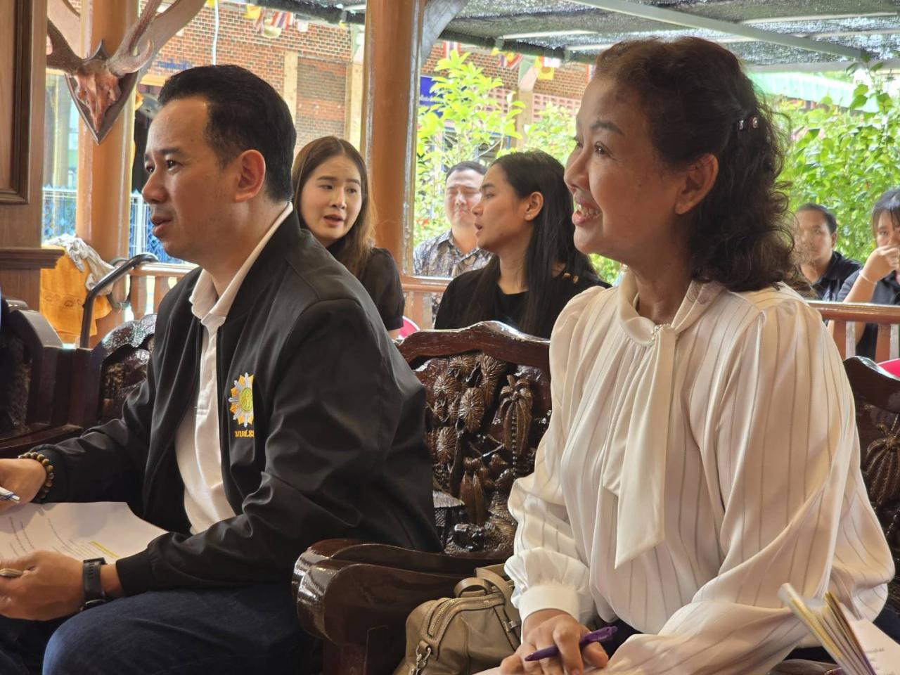 ภาพประกอบที่ 1