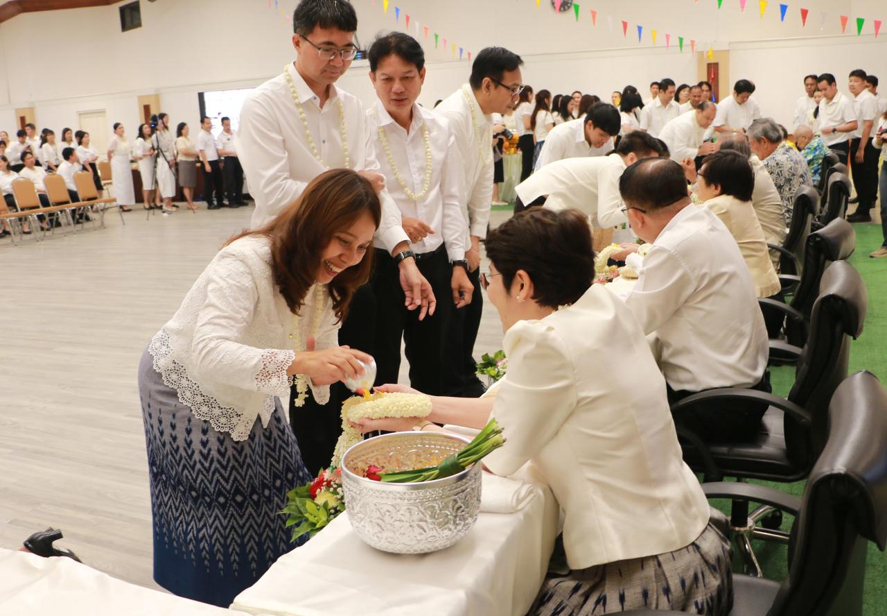 ภาพประกอบที่ 12