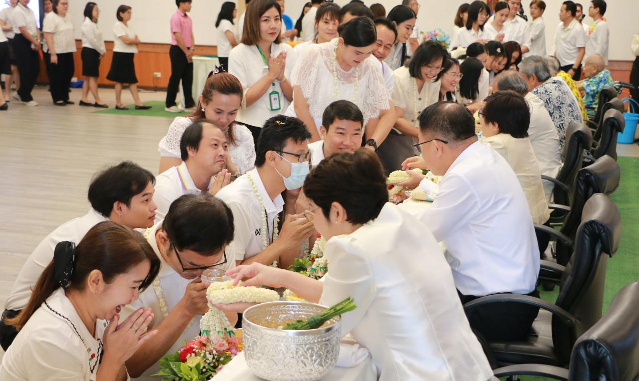 ภาพประกอบที่ 17