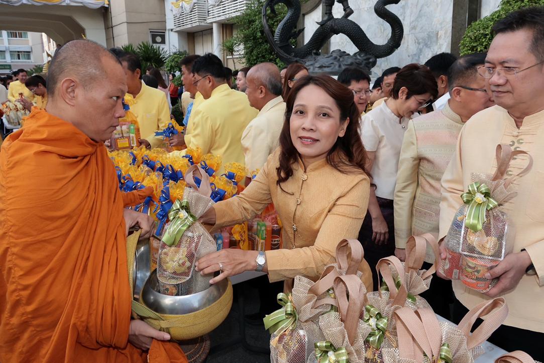 ภาพประกอบที่ 9