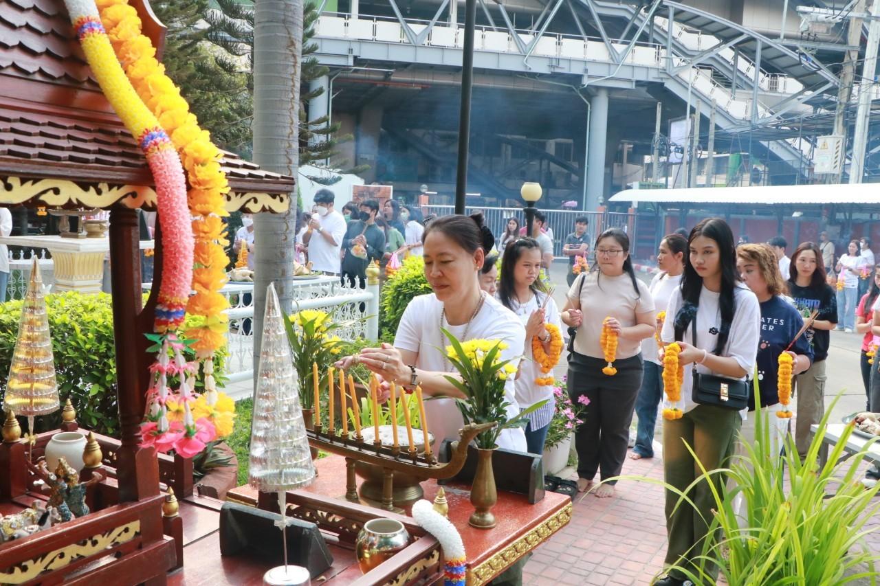 ภาพประกอบที่ 11