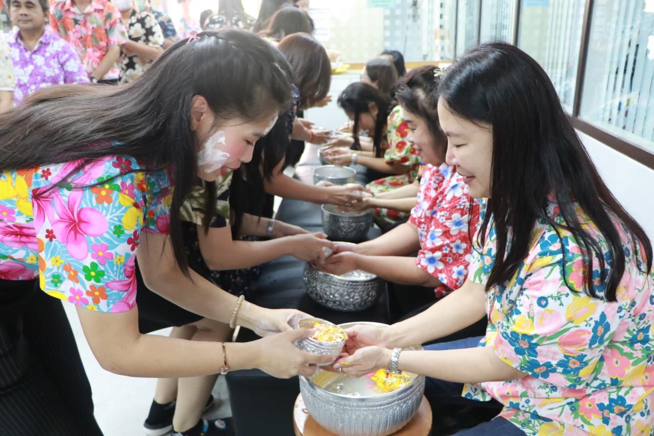 ภาพประกอบที่ 6