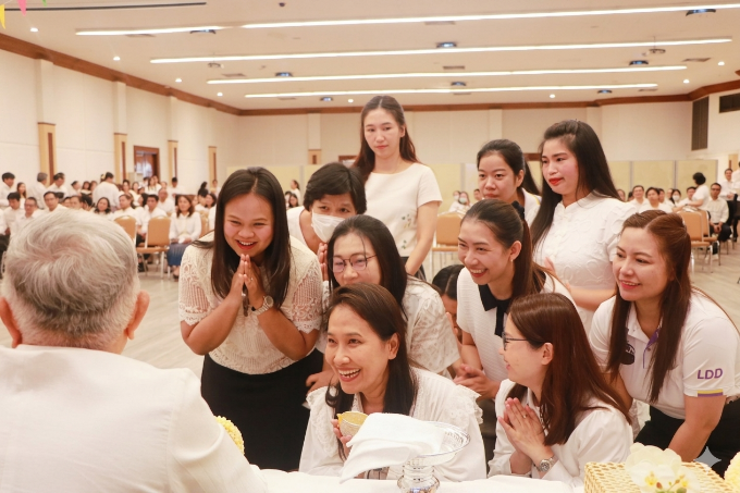 ภาพประกอบที่ 9