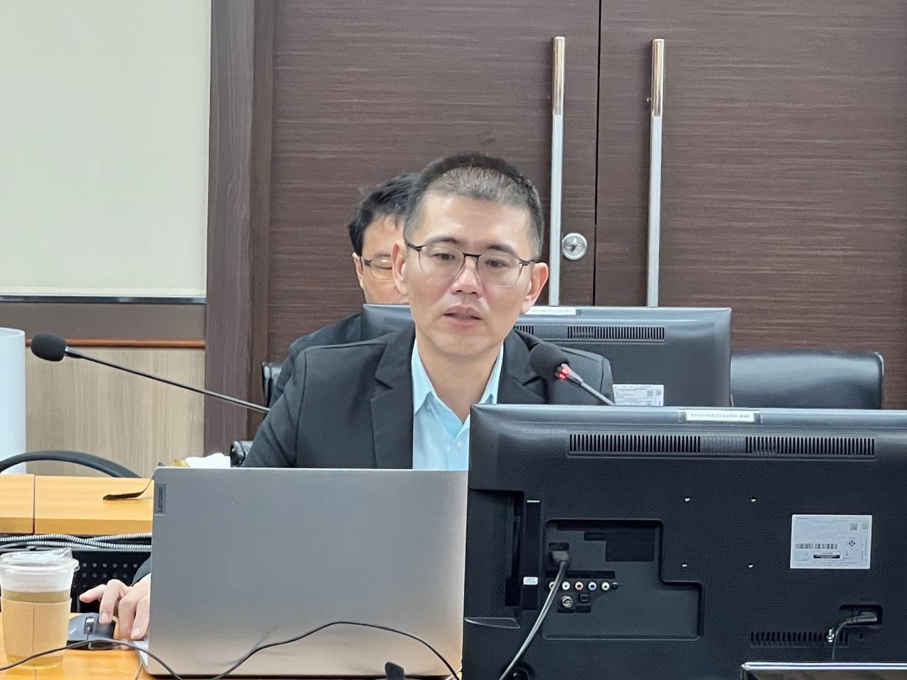 ภาพประกอบที่ 1